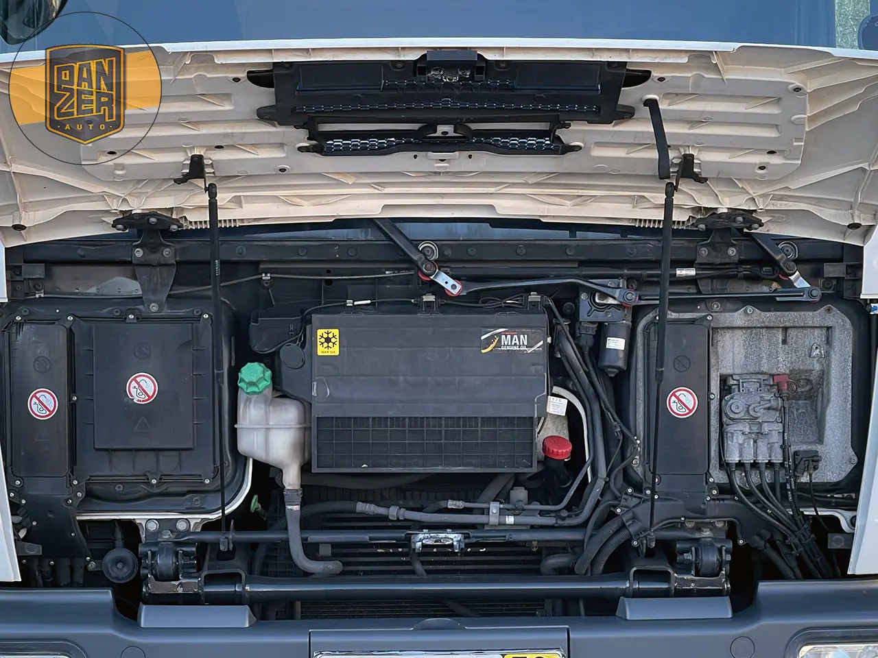 MAN TGM 12.250 BL, 2014г, рефрижератор битемпературный 51 м3, Евро-5, спальная кабина, гидролифт - фото 20