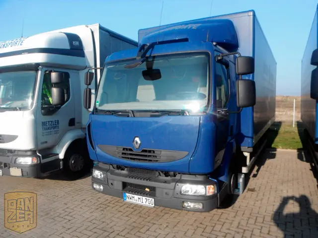 Renault Midlum 220.12, 2011 год, со спальником, г/п 6 т, фургон 7.2м - фото 6