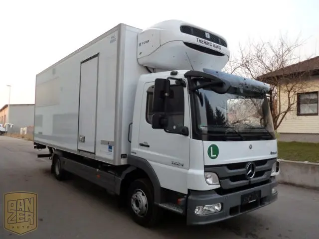 Mercedes-Benz Atego 1224L, рефрижератор 35м3, установка Thermo King TR1200, ворота + гидролифт 1500кг - фото 8