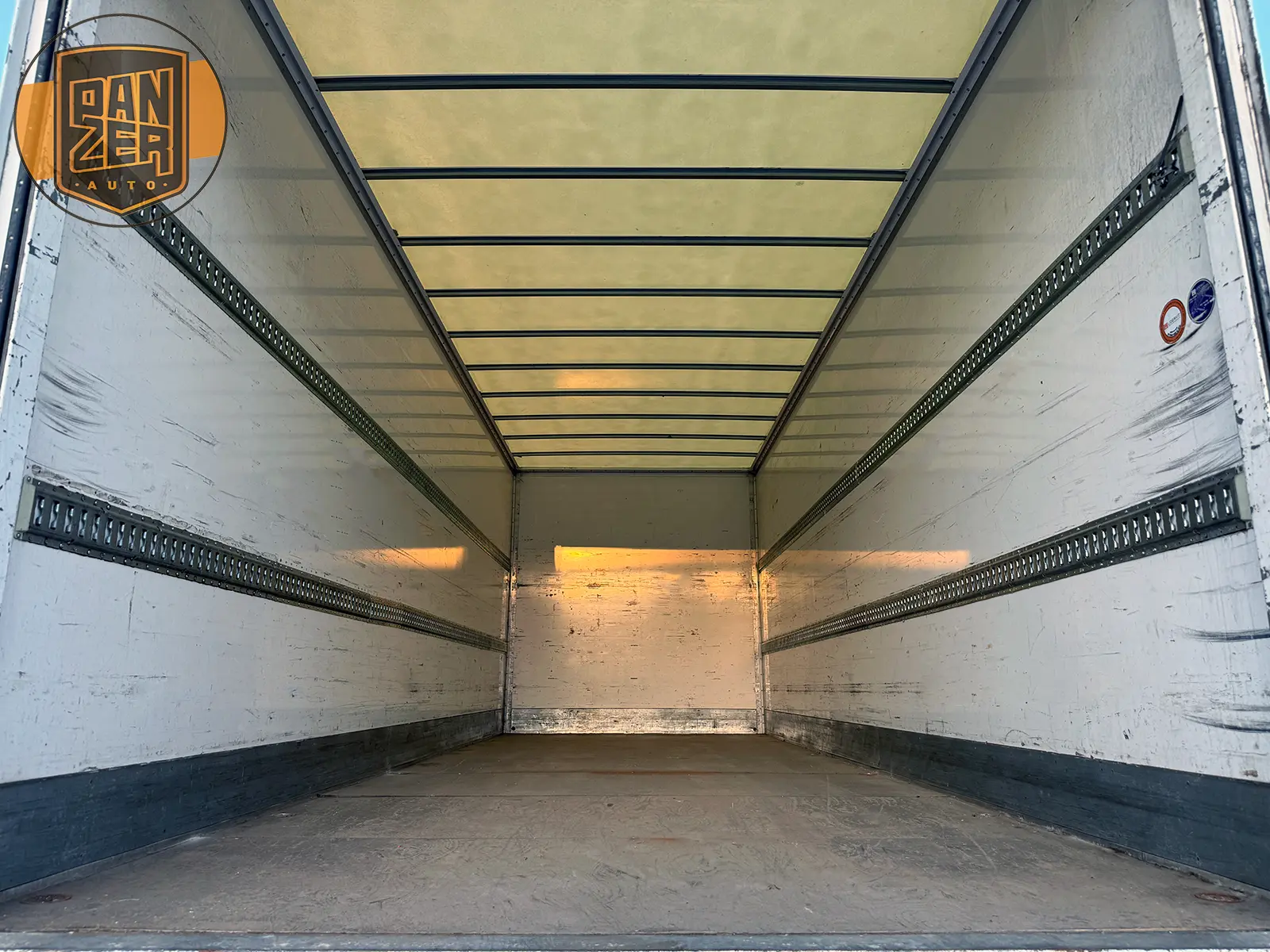 mercedes-benz atego 1230, фургон 18 палет, гидроборт 2