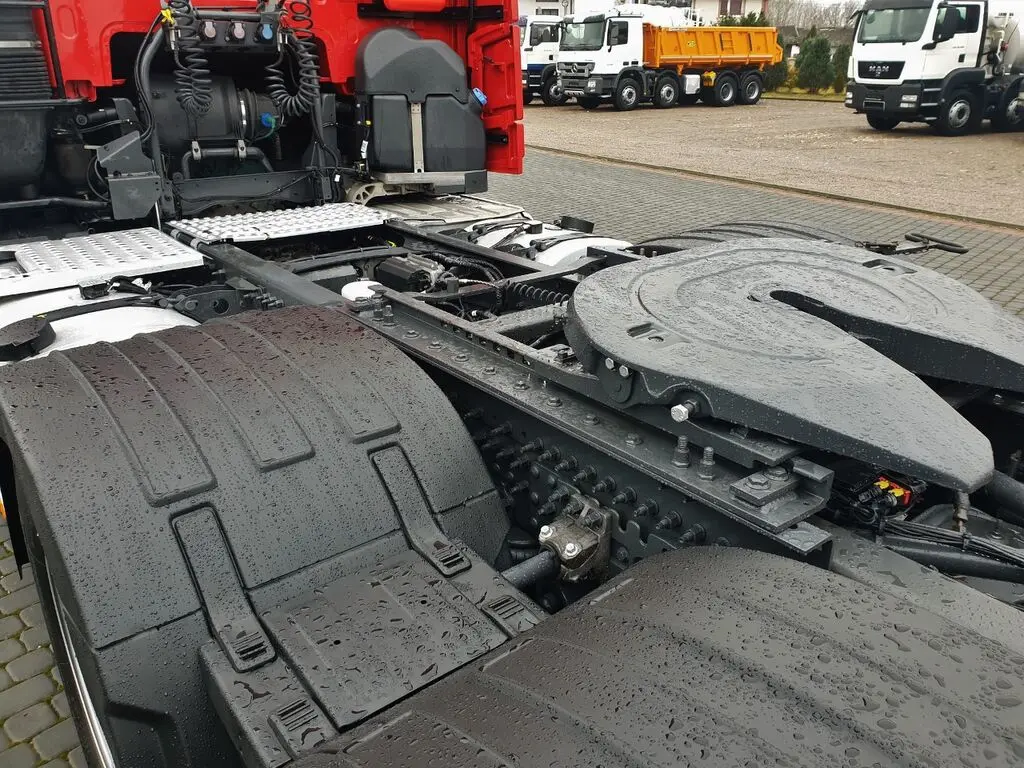 Тягач Volvo FH 500, 6х2, Globetrotter XL, ленивец сзади, без пробега по РФ - фото-детальных 7