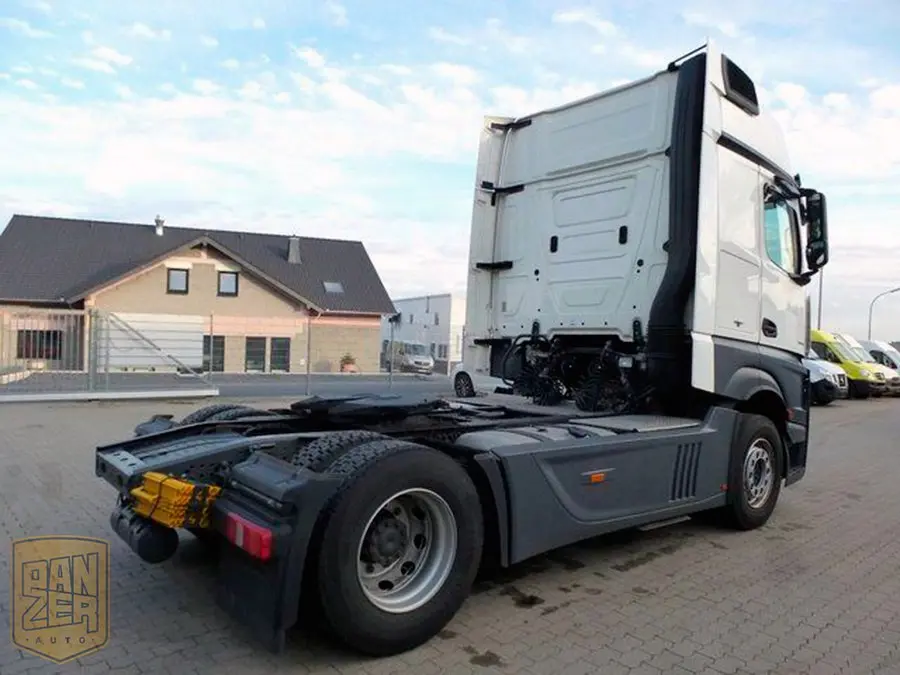 Тягач Mercedes-Benz Actros 1842, 2014 г, кабина Gigaspace, без пробега по РФ - фото-детальных 2