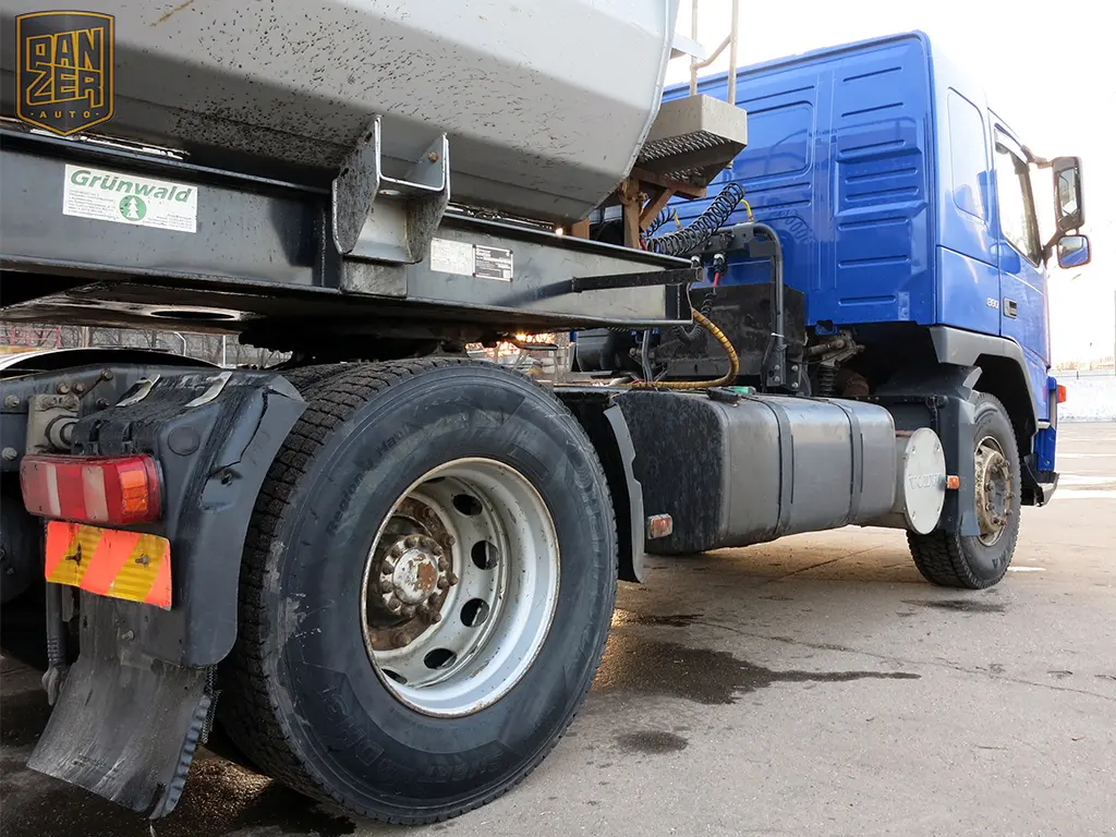 Тягач Volvo FМ 380, 2008 г, 4х2, гидрофицирован - фото-детальных 9