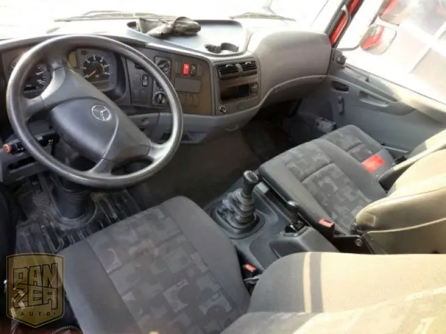 Mercedes-Benz Atego 818L, фургон 44м3, кузов 7.1м, ворота, 3-местный салон, фаркоп, пневмо - фото 3