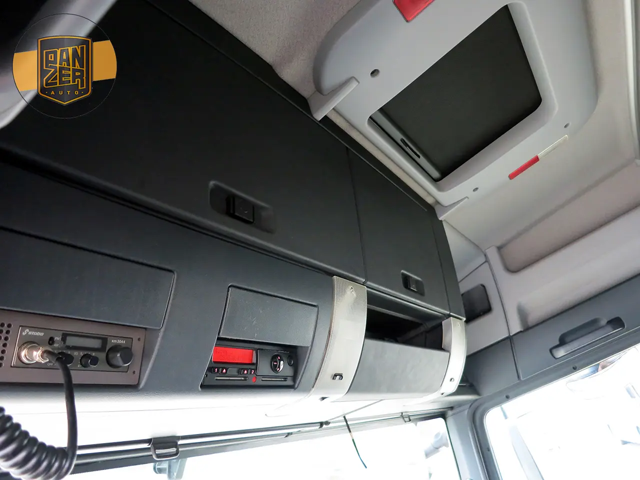 MAN TGM 12.290 LL, 2012 год, штора 50 кубов с гидролифтом - фото 18