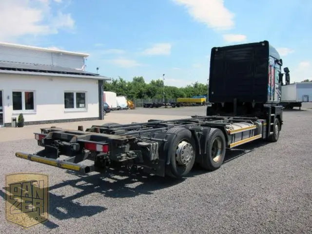 Renault Magnum 480 DXI, шасси BDF, подъемная ось, 2 спальника - фото