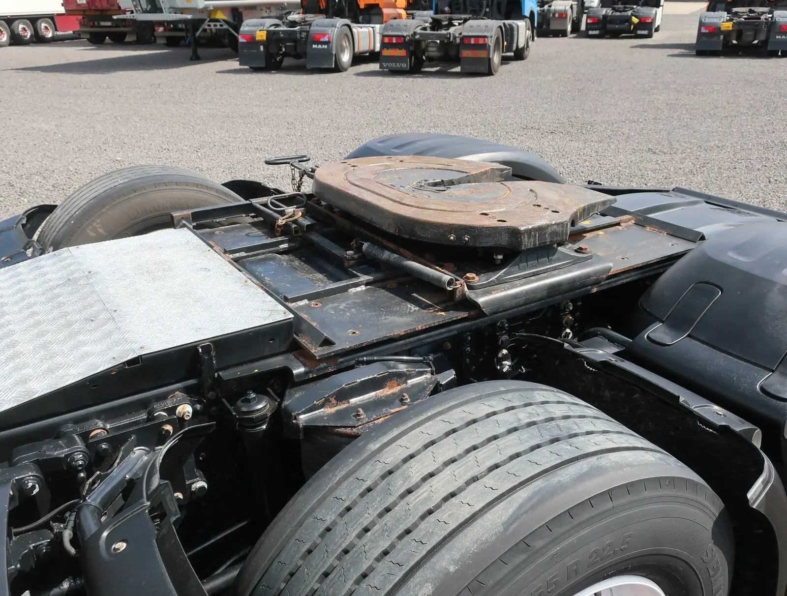Тягач DAF XF 106 460, 6х2, кабина Супер Спейс, подъемная ось, без пробега по РФ - фото-детальных 7
