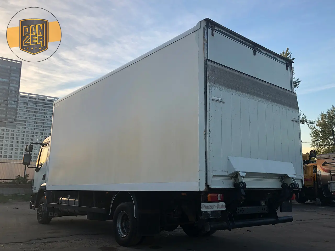 DAF LF 45.220, фургон 38м3, гидролифт, 2007 г, грузоподъемность 6500 кг - фото 9
