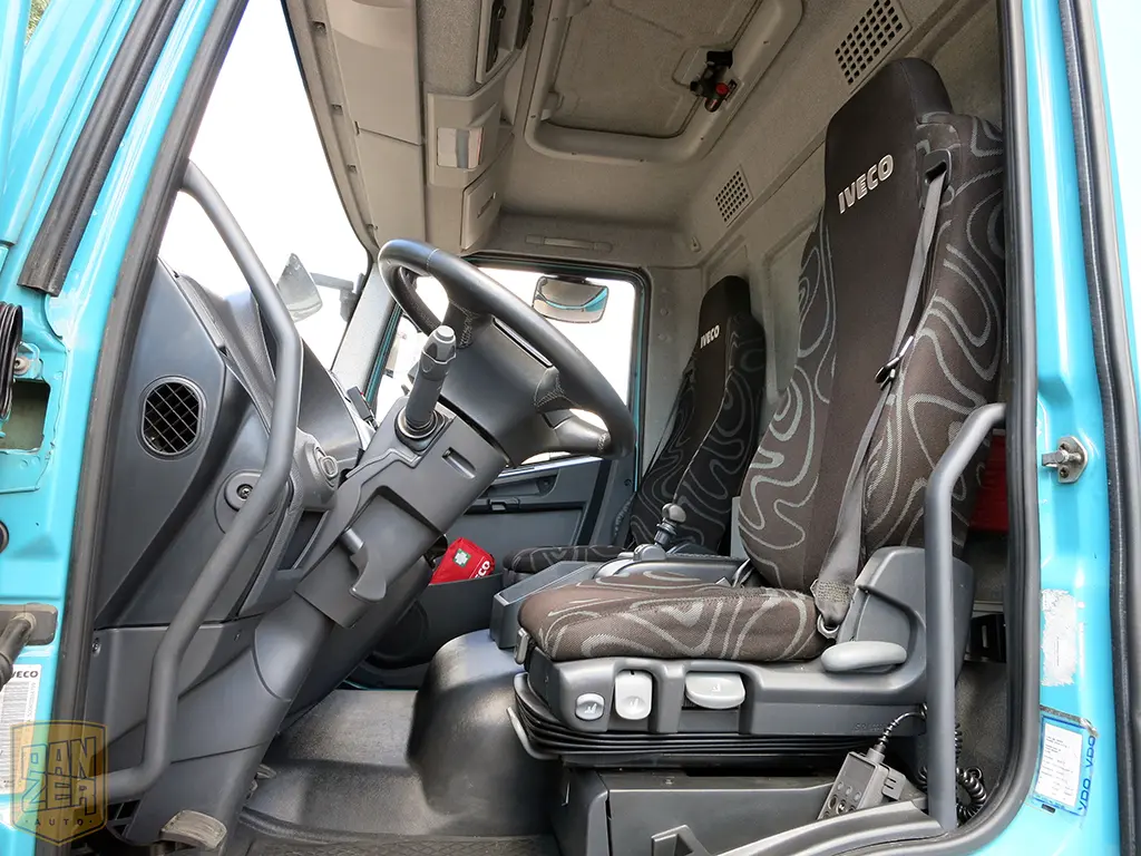 Iveco Eurocargo 75E18, фургон 7.1 м, г/п 5 тонн, гидролифт. Без пробега по РФ! - фото 3