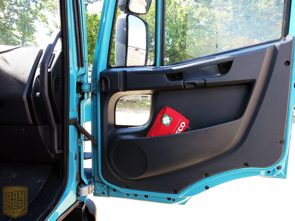 Iveco Eurocargo 75E18, фургон 7.1 м, г/п 5 тонн, гидролифт. Без пробега по РФ! - фото 16