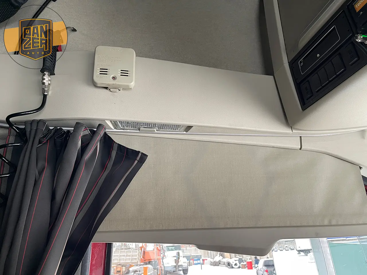 Контейнеровоз Volvo FH460, XXL кабина, 2019 год, топ комплектация - фото 36
