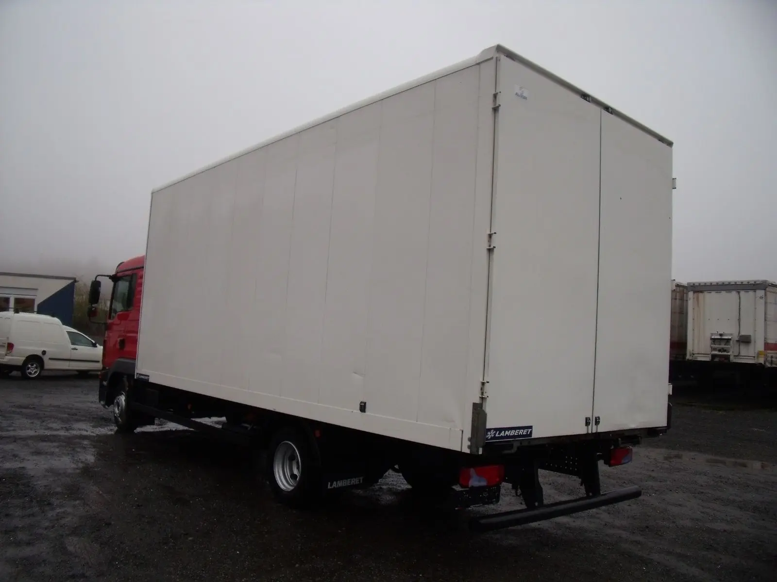 MAN TGL 8.180 BL, 2012г, фургон, ворота, спальник, без пробега по РФ - фото 8