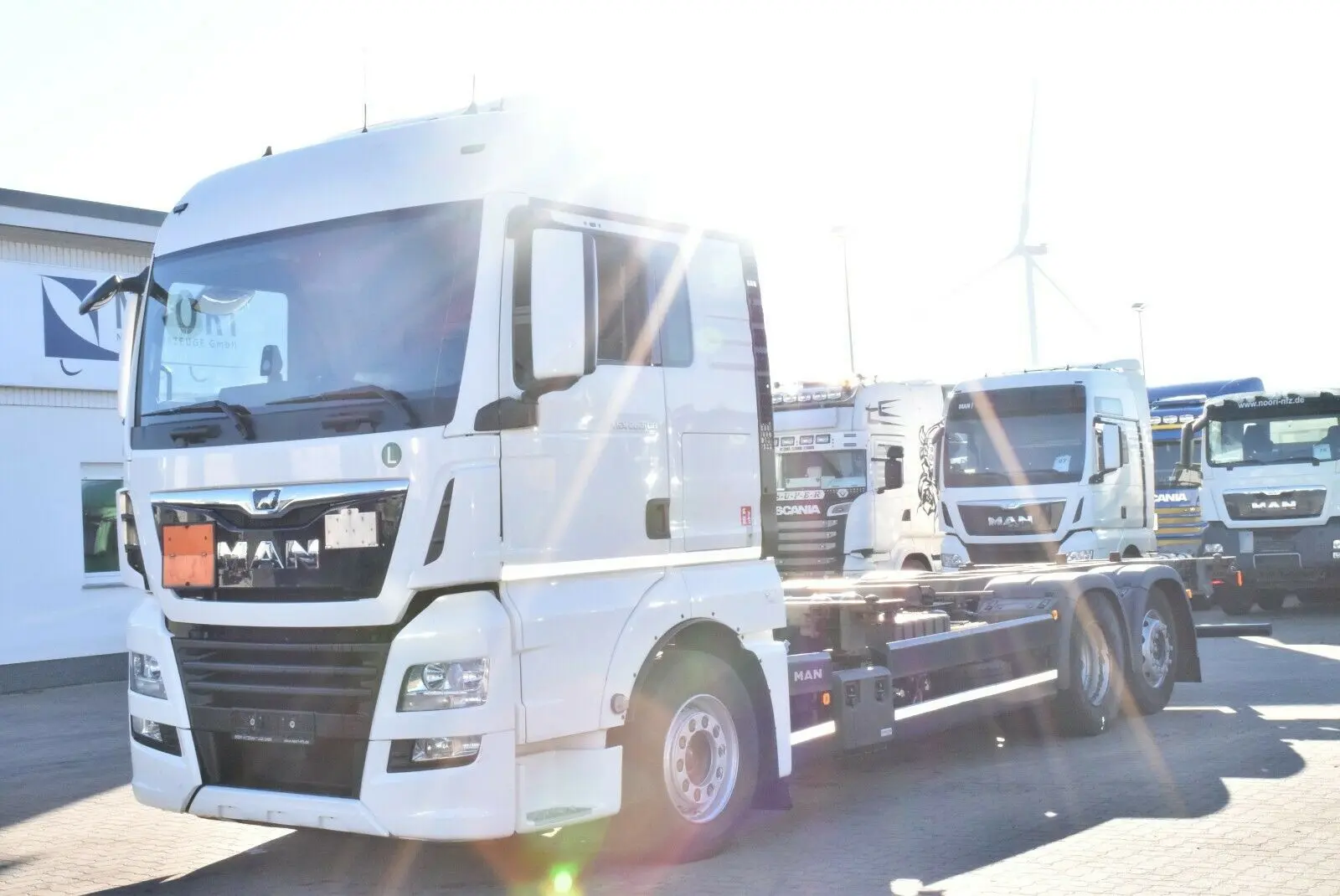 MAN TGX 26.500 контейнеровоз БДФ нового поколения из Германии, 2018 г, кабина XLX, г/п 16т - фото 8