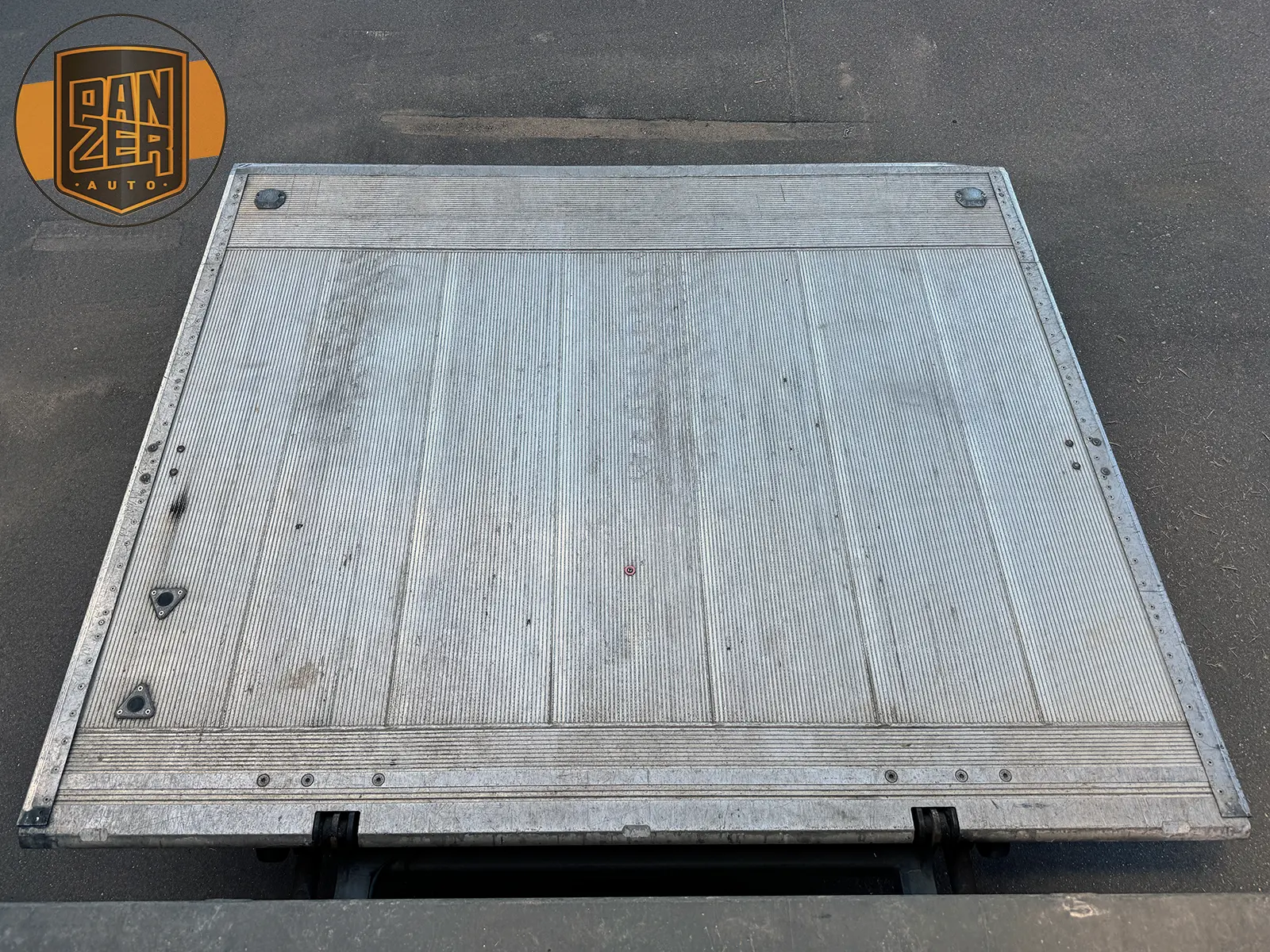 Mercedes-Benz Atego 1230, 2018 год, штора 50 м3, гидроборт, 2 спальника 21
