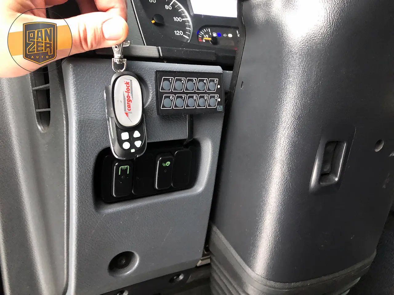 Mercedes Atego 1229L, 12/2012г, фургон 47 кубов, гидролифт - фото 17