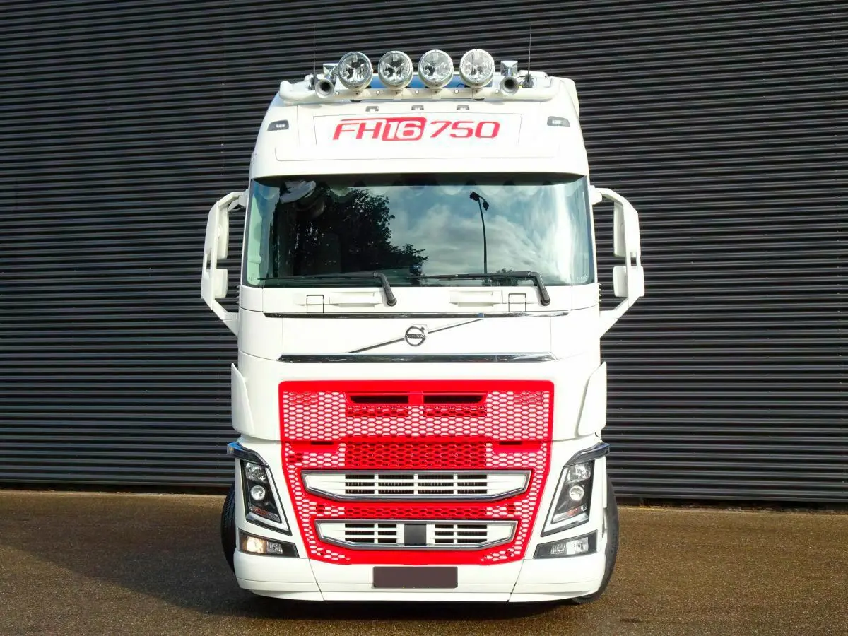 Седельный тягач Volvo FH16 750 л.с., XXL, 2018 год, 6х2, без пробега по РФ - фото-детальных 7