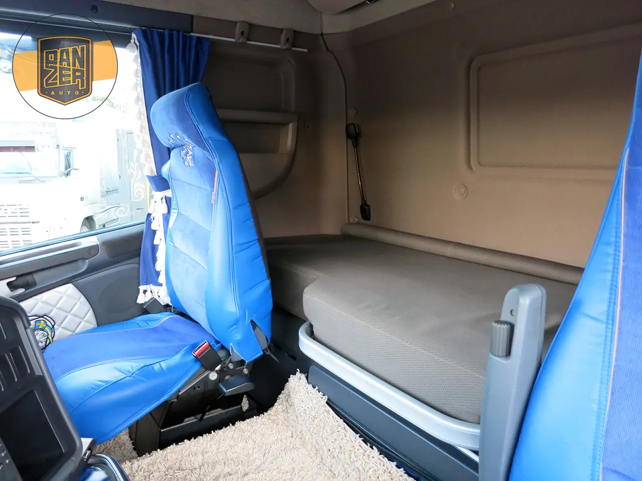 Тягач Scania R450 Streamline, 2014 г, АКПП, кабина Topline, работал на Европу - фото-детальных 20