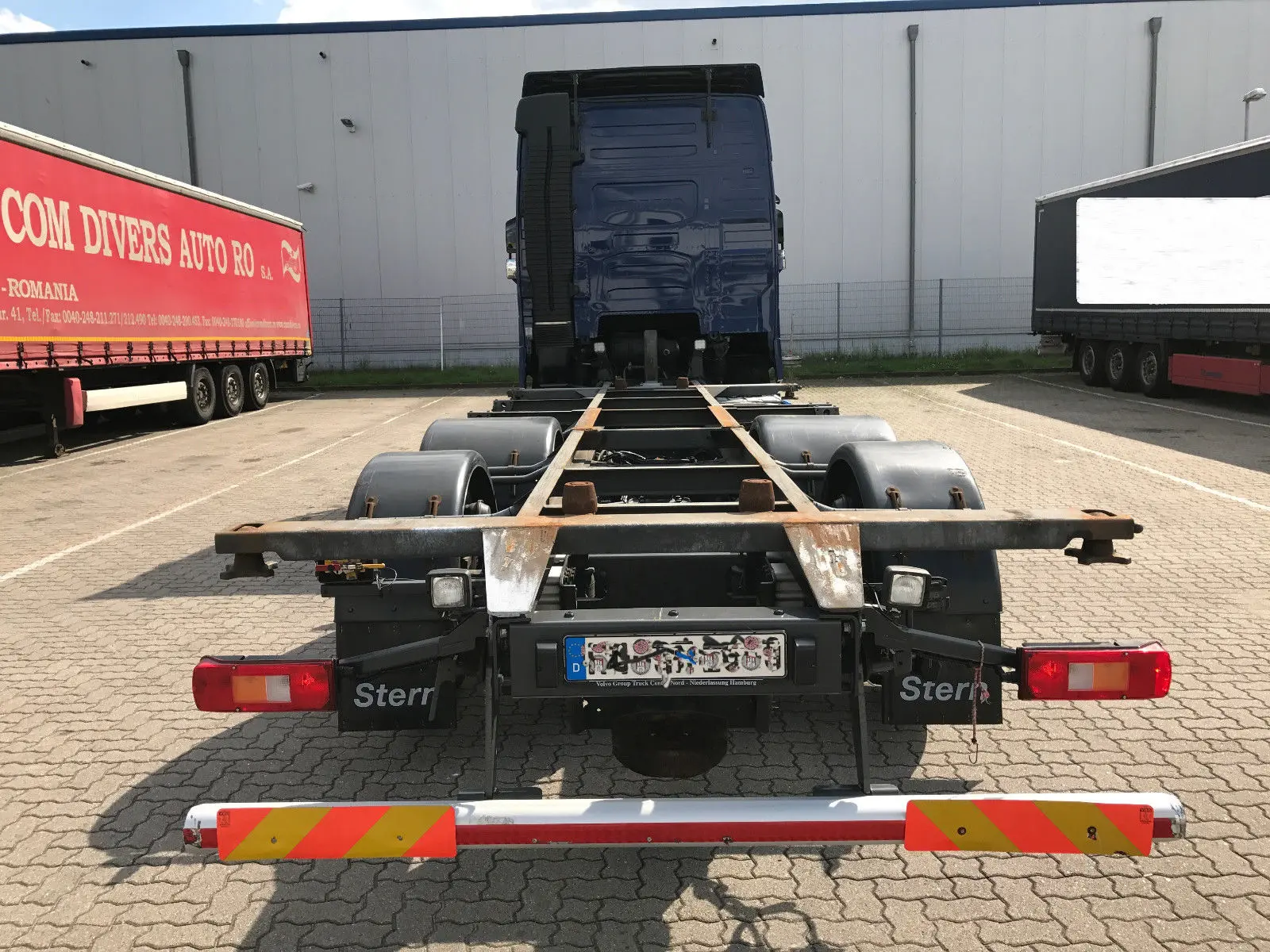 Контейнеровоз БДФ Volvo FH 460, из Германии, 2016г, г/п 16т - фото 2