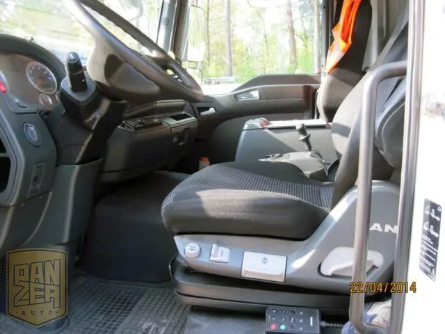 MAN TGL 12.220, штора-борт 44м3, все загрузки, гидролифт - фото 3