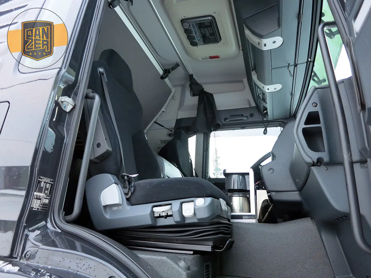 MAN TGM 12.290 BL, 2014 год, штора-борт 51м3, ворота - фото 15