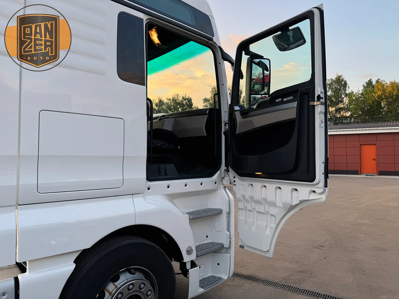 man tgx 18.500 седельный тягач, 2018 год, xxl кабина 24