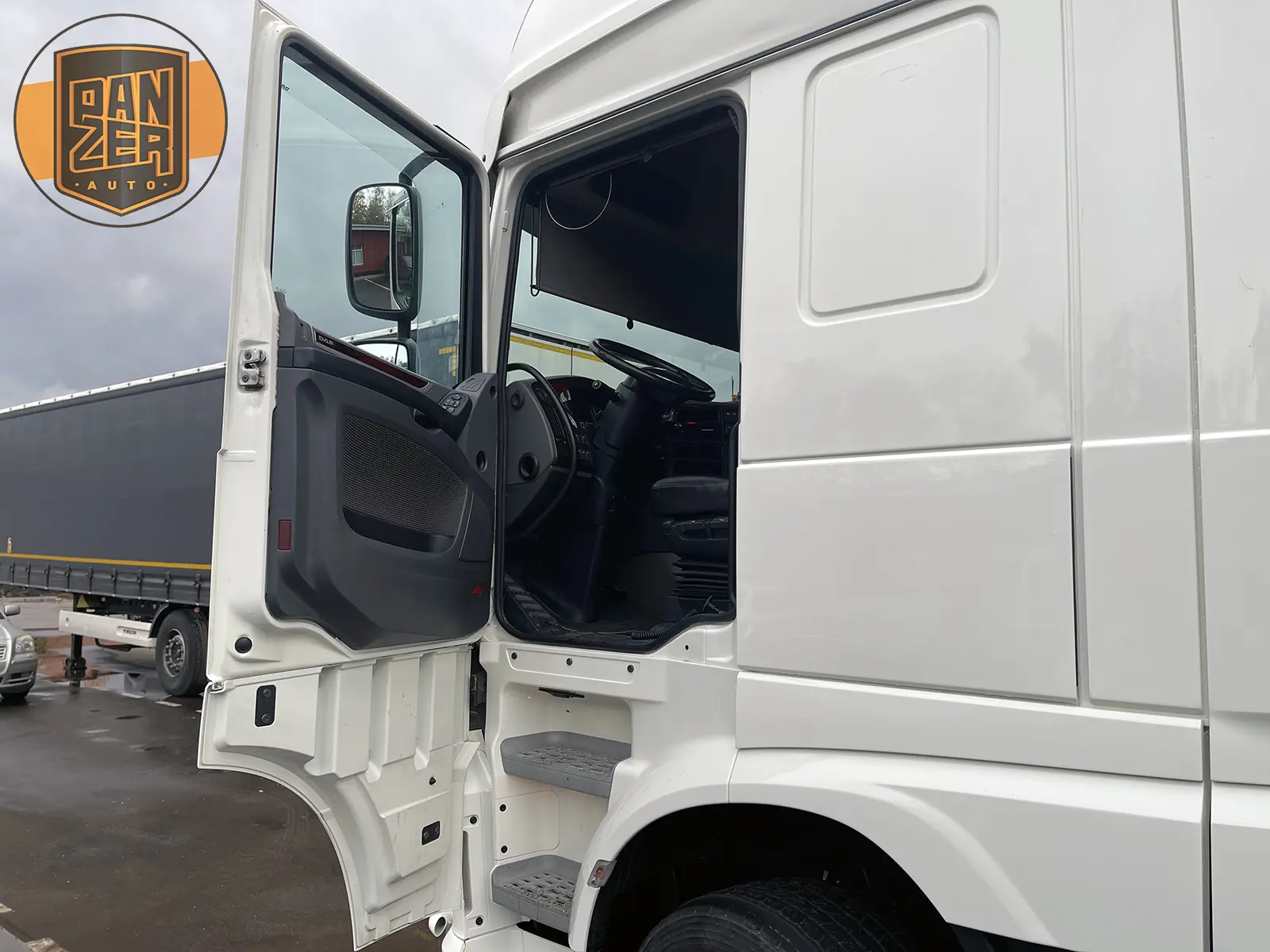daf xf 510 тягач 6х2, задняя спарка, кабина суперспейс 28