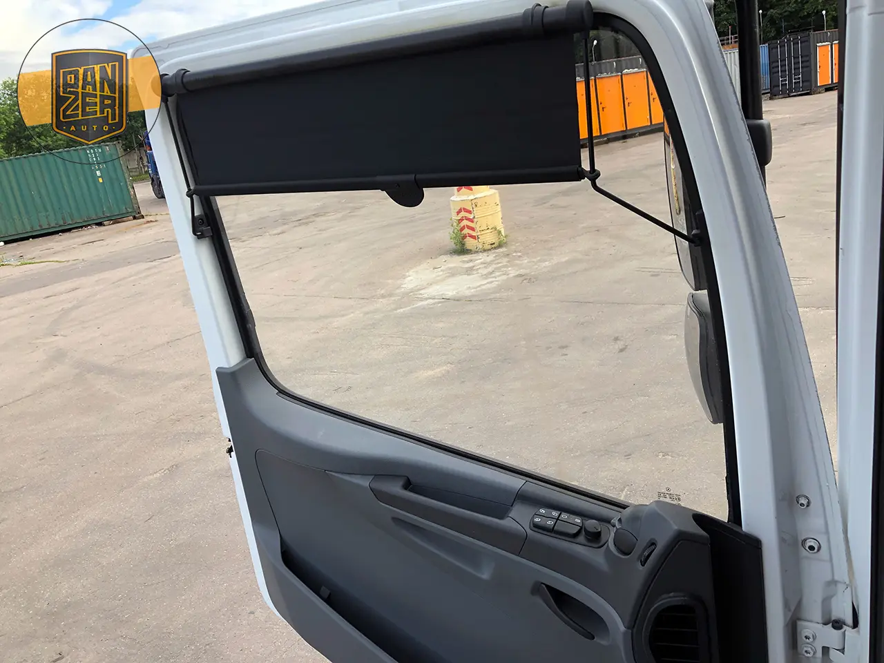 Mercedes-Benz Atego 1229, 2013 год, штора 51 м3, гидроборт, 2 спальника - фото 22