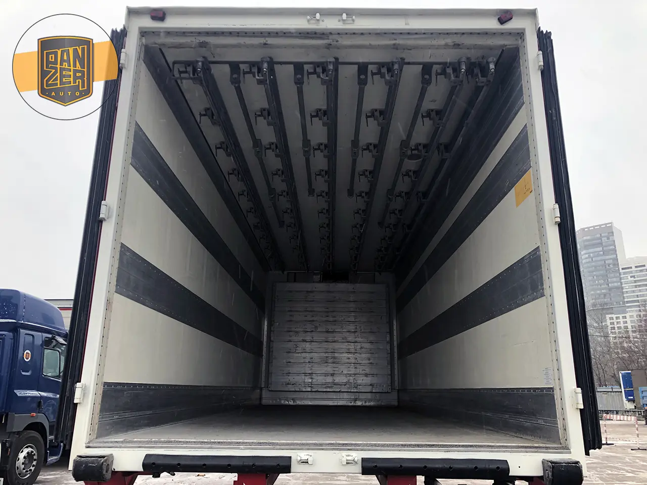Рефрижератор тушевоз Volvo FH 460, г/п 12 тонн, из Германии, 2017 год - фото 9