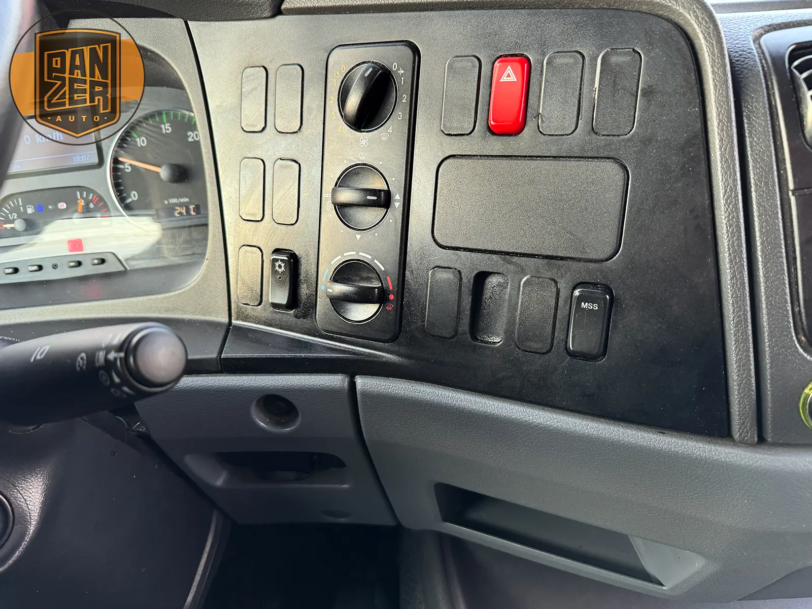 Рефрижератор Mercedes Atego 1224, 2013 год, Евро-5, будка Lamberet 15 палет - фото 34