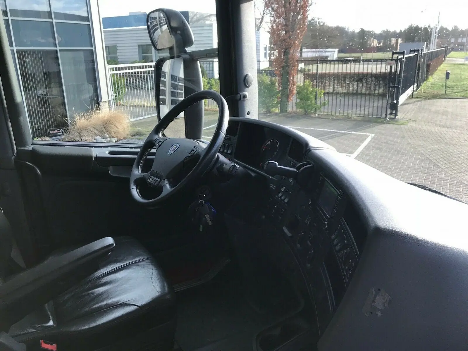 Мультилифт ломовоз Scania R 410, 8х2, 2014 год, манипулятор Hiab - фото 4