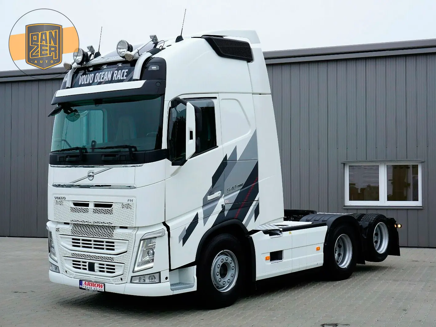 Тягач Volvo FH 540 Dual Clutch, 2019 год, 6х2 спарка, Globetrotter XL, без пробега по РФ - фото-детальных