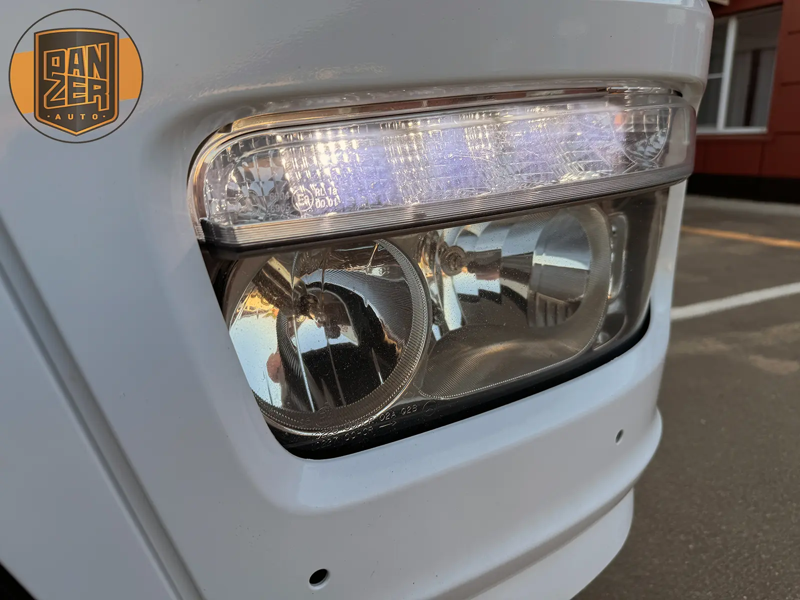 mercedes-benz atego 1230, фургон 18 палет, гидроборт 17