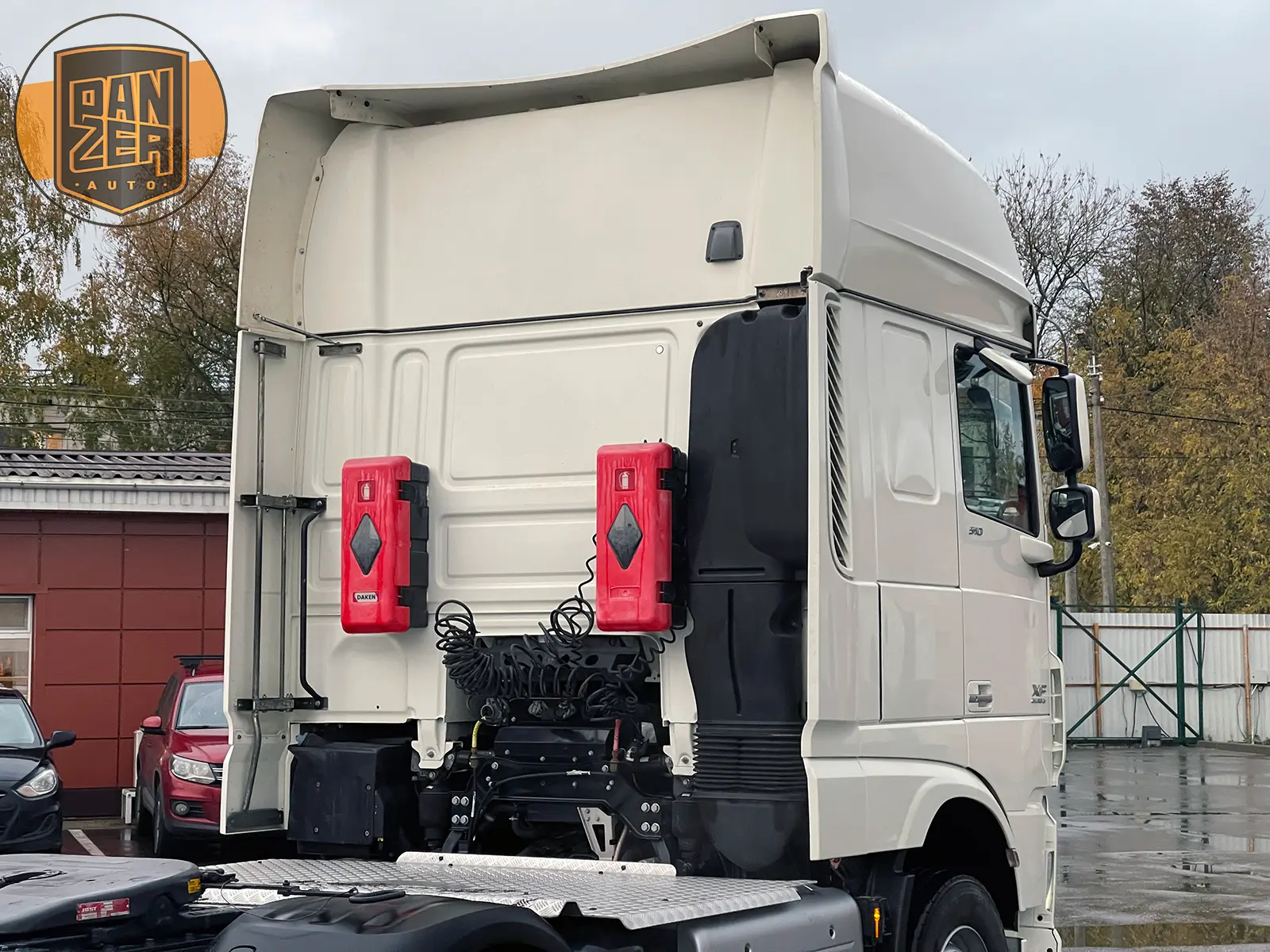 daf xf 510 тягач 6х2, задняя спарка, кабина суперспейс 17
