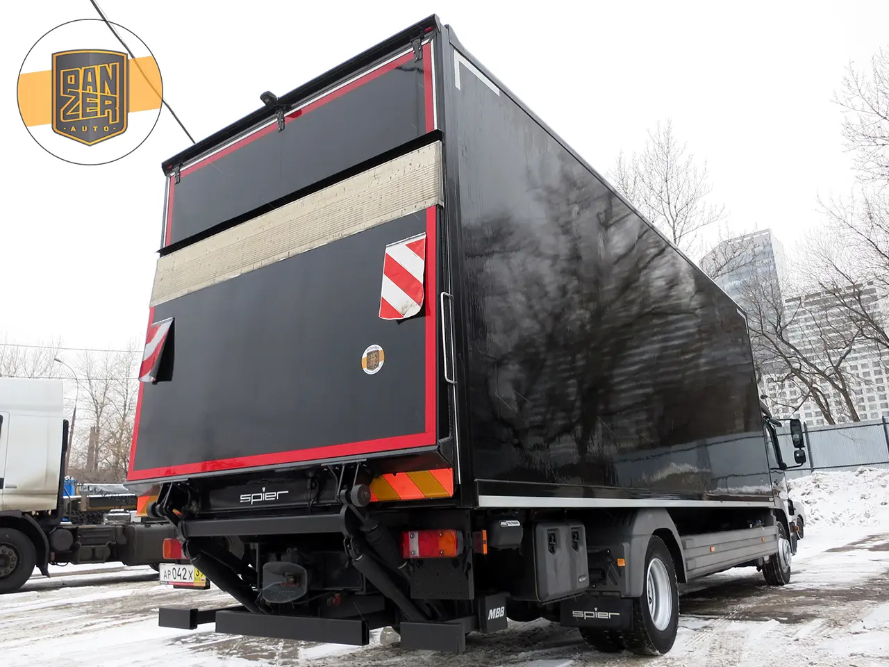 Mercedes Atego 1229L, 12/2012г, фургон 47 кубов, гидролифт - фото