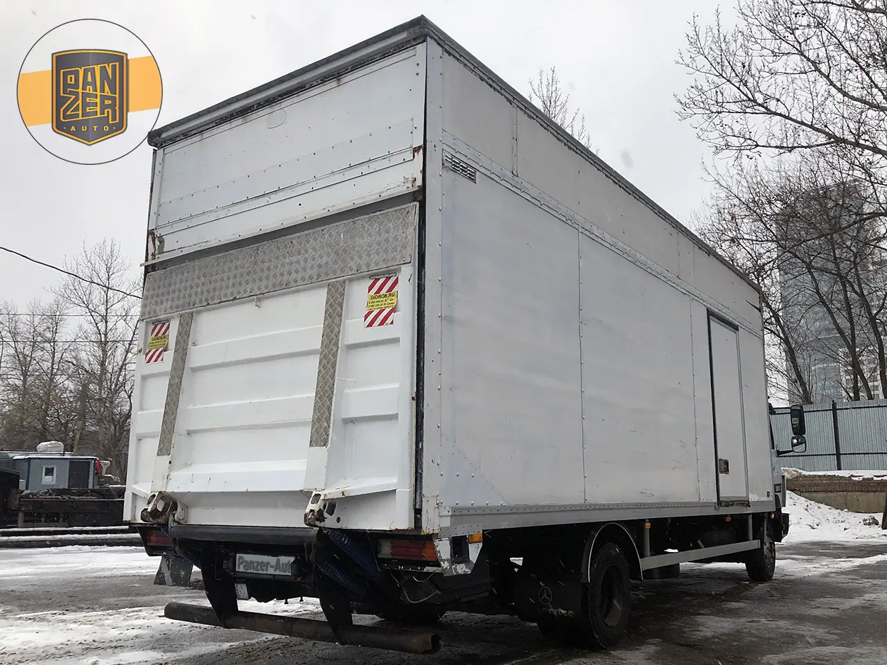 Мерседес 817, фургон 46м3, гидролифт, пневмоподвеска - фото 9