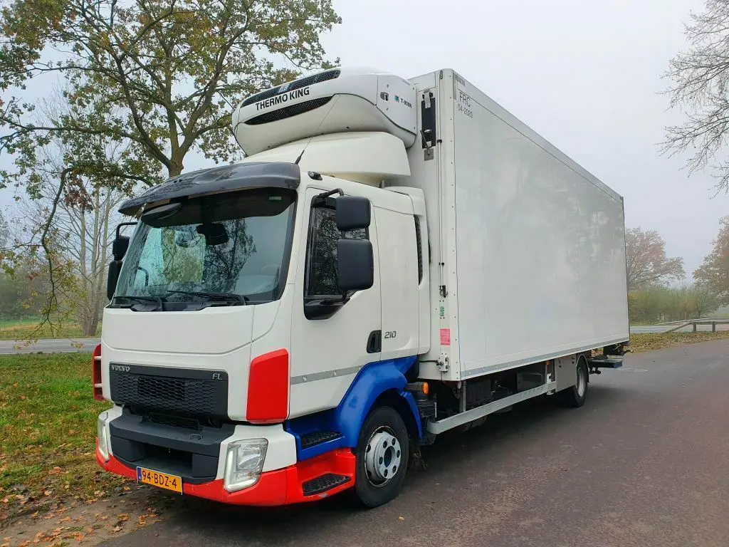 Рефрижератор со спальником Volvo FL 210, 2014 год, 51 куб, 19 палет - фото 4