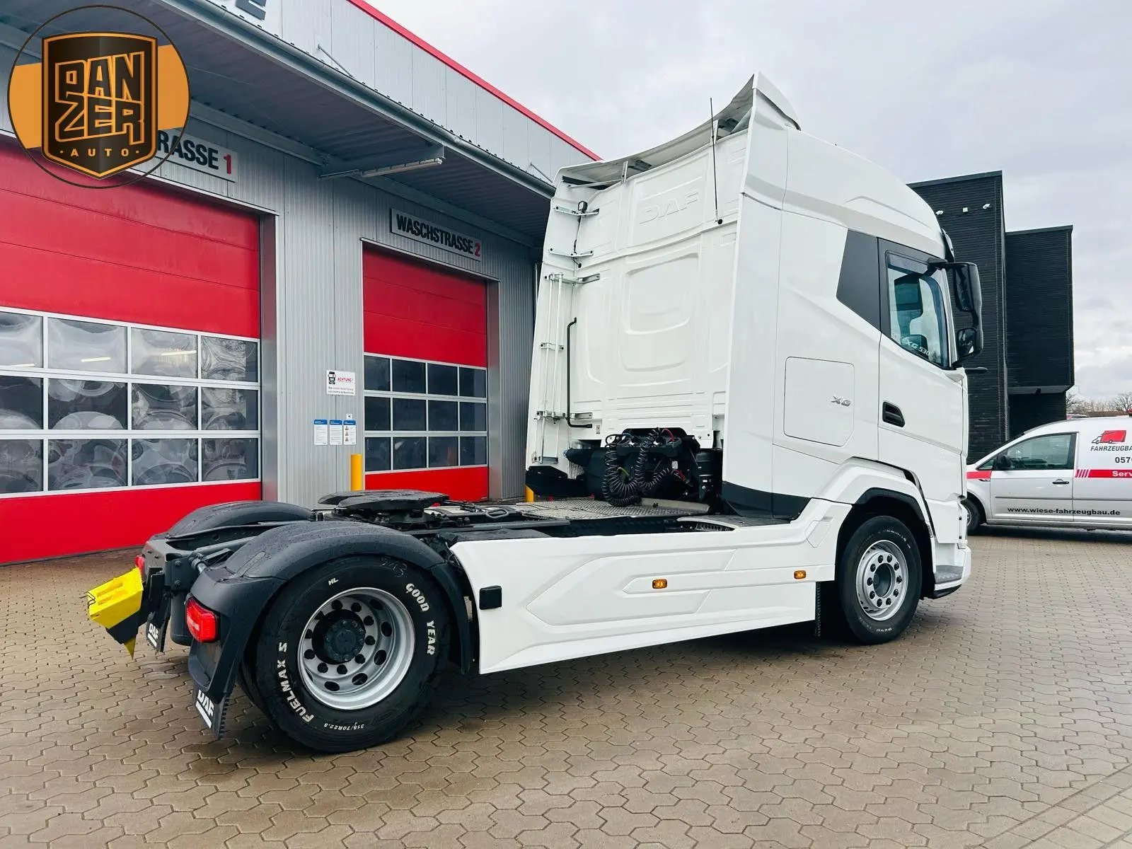 	 Товар для анкора: daf xg 3