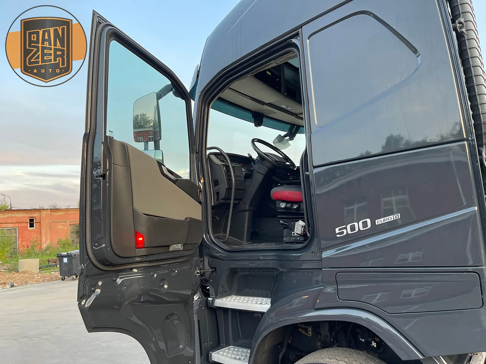 Тягач Volvo FH 500 6x4, 2018 год, подъемная ось, из Германии - фото-детальных 28