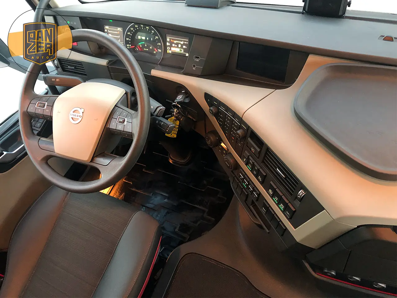 Контейнеровоз БДФ Volvo FH 460, из Германии, 2017г, г/п 17т - фото 4