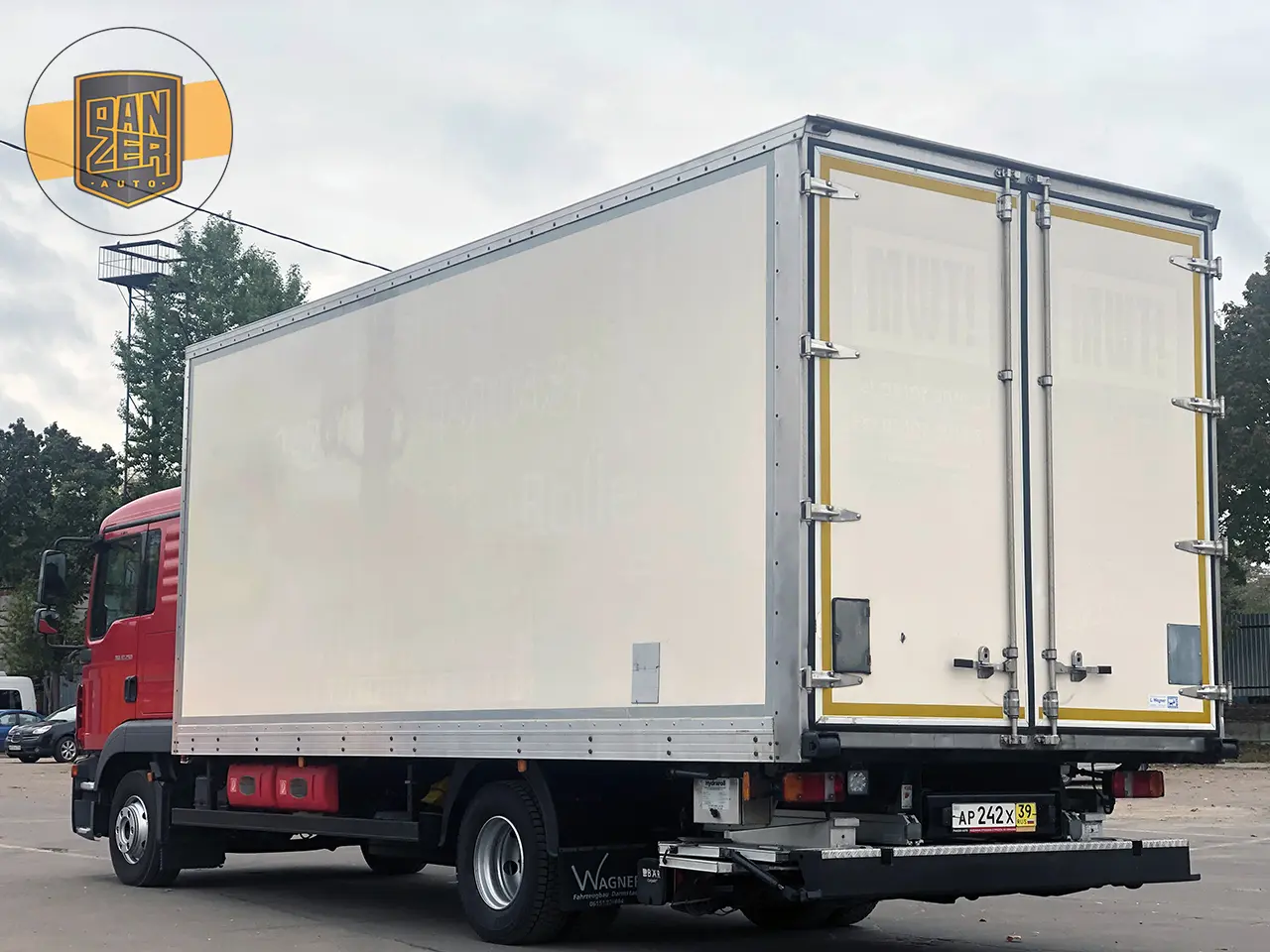 MAN TGL 12.250 BL, рефрижератор до 12тонн, спальник, ворота - фото 9