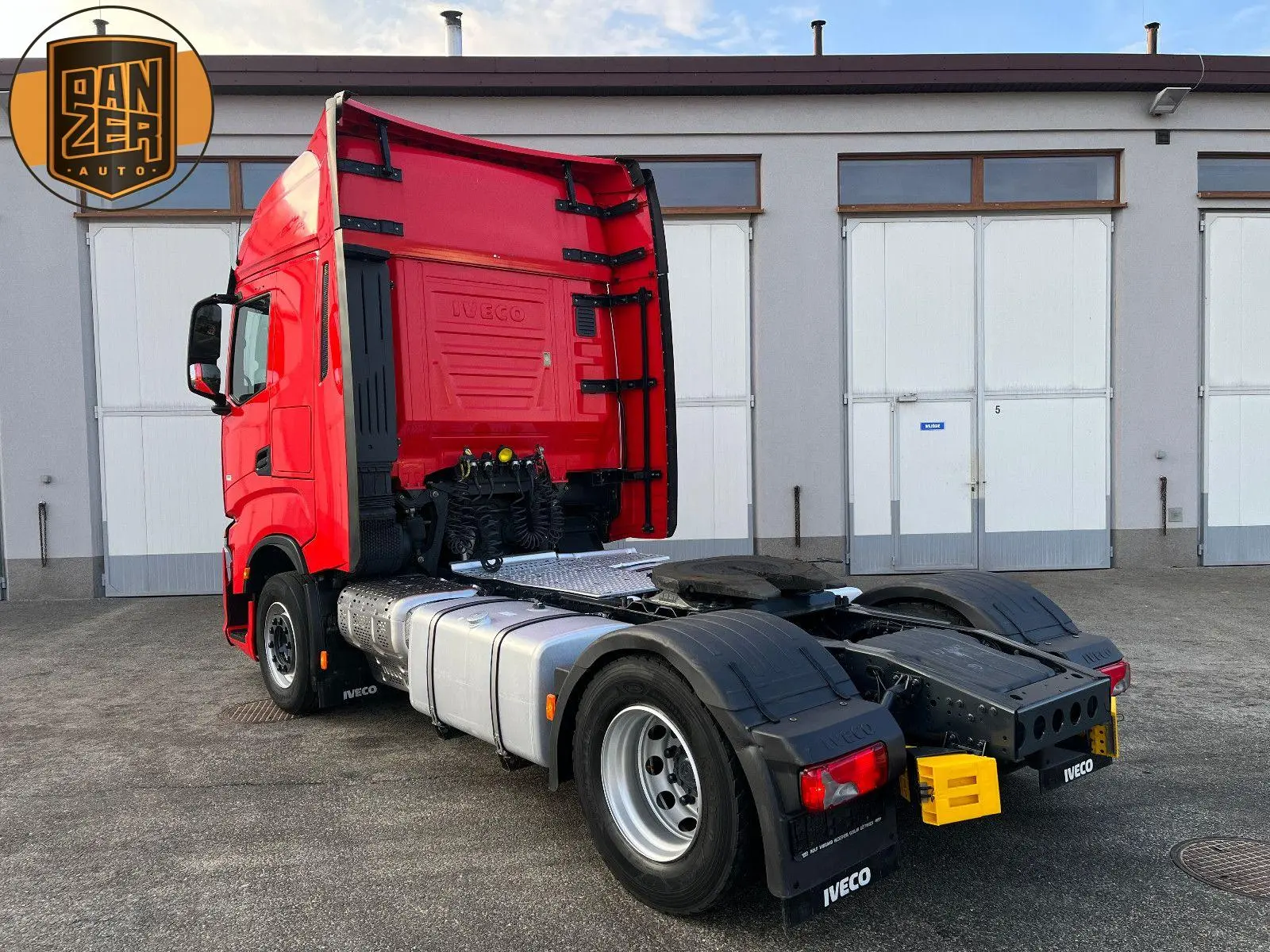 	 Товар для анкора: iveco s way 2