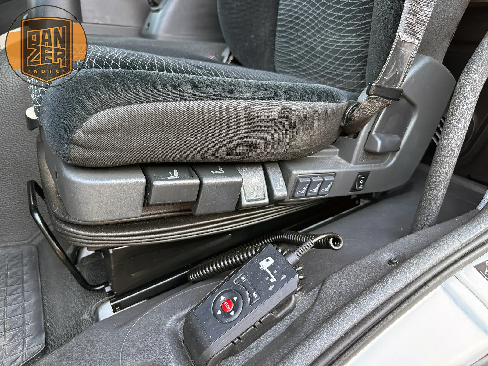 mercedes-benz atego 1230, фургон 18 палет, гидроборт 31