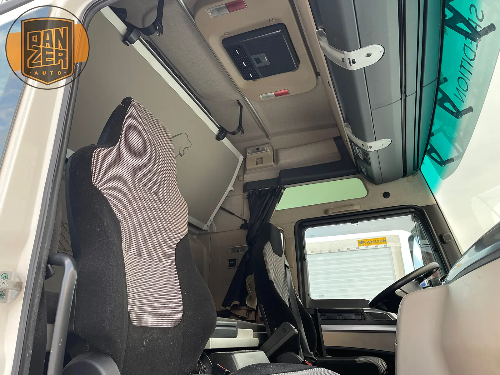 MAN TGX 18.500, тягач 4х2, XXL кабина, 2 бака, максимальная комплектация - фото-детальных 20