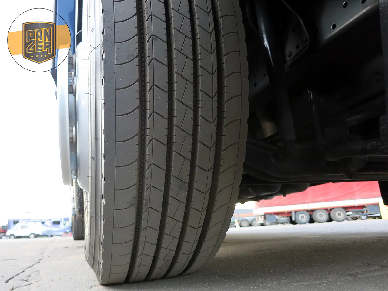 Mercedes Atego 1229L, 10/2012г, штора 49 кубов, ворота и гидроборт - фото 5