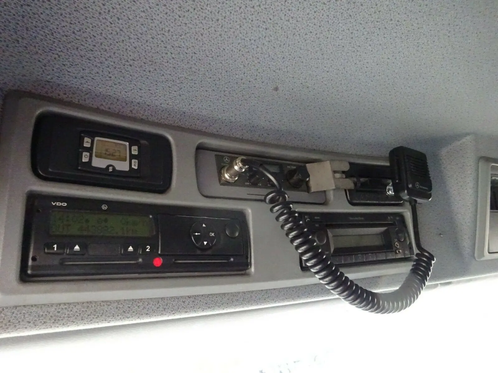Mercedes Atego 821 L, 2014 год, штора 48 кубов с гидробортом, сдвижной верх, без пробега по РФ - фото 5