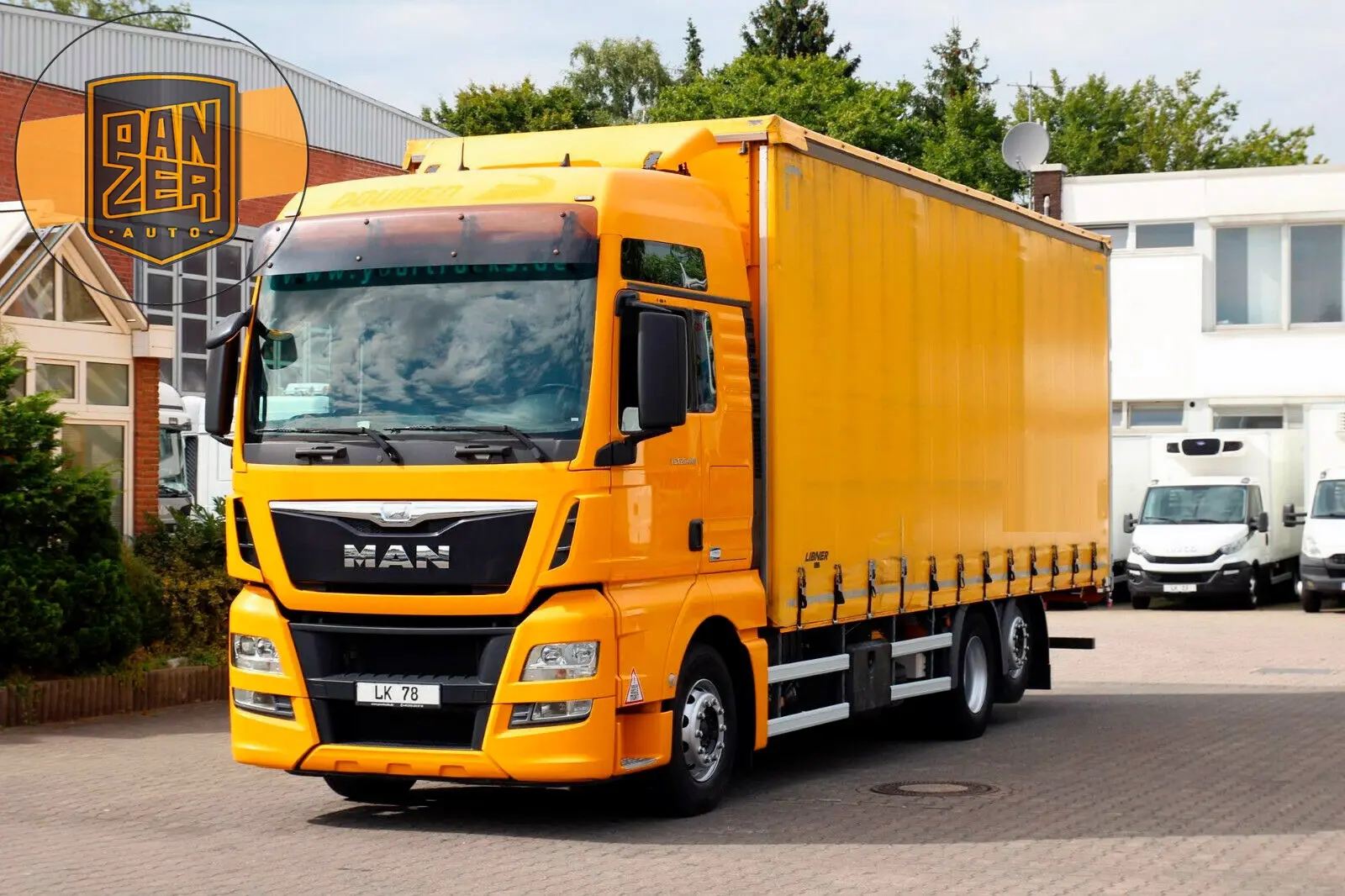 MAN TGX 26.440 штора 60 кубов, 2015 г, все виды загрузки, 20 палет, без пробега по РФ - фото
