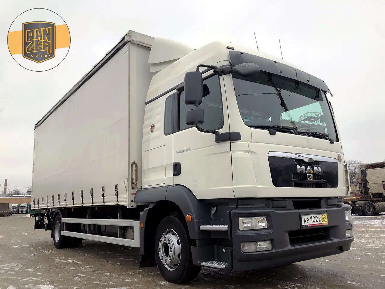 MAN TGM 12.290 LL, 2012 год, штора 50 кубов с гидролифтом - фото