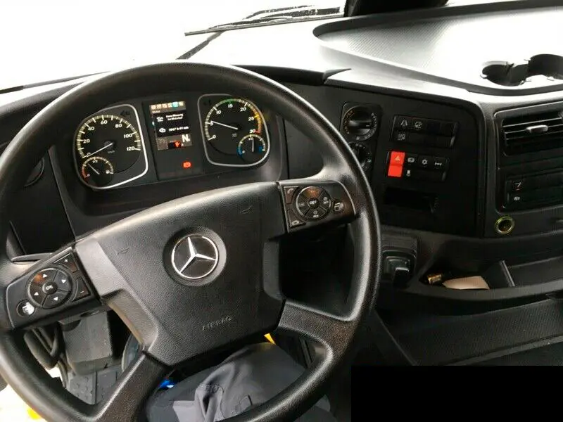 Mercedes Atego 1230L NEW, 12/2015 год, штора 47 м3, гидролифт, пробег 159 тыс.км - фото 4
