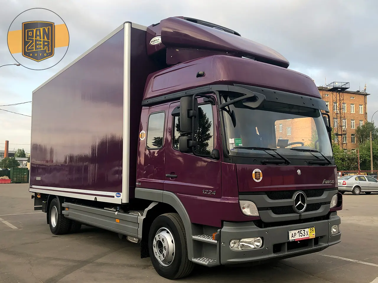 Mercedes Atego 1224 L рефрижератор, 05/2013г, 2 спальника, гидролифт - фото 8