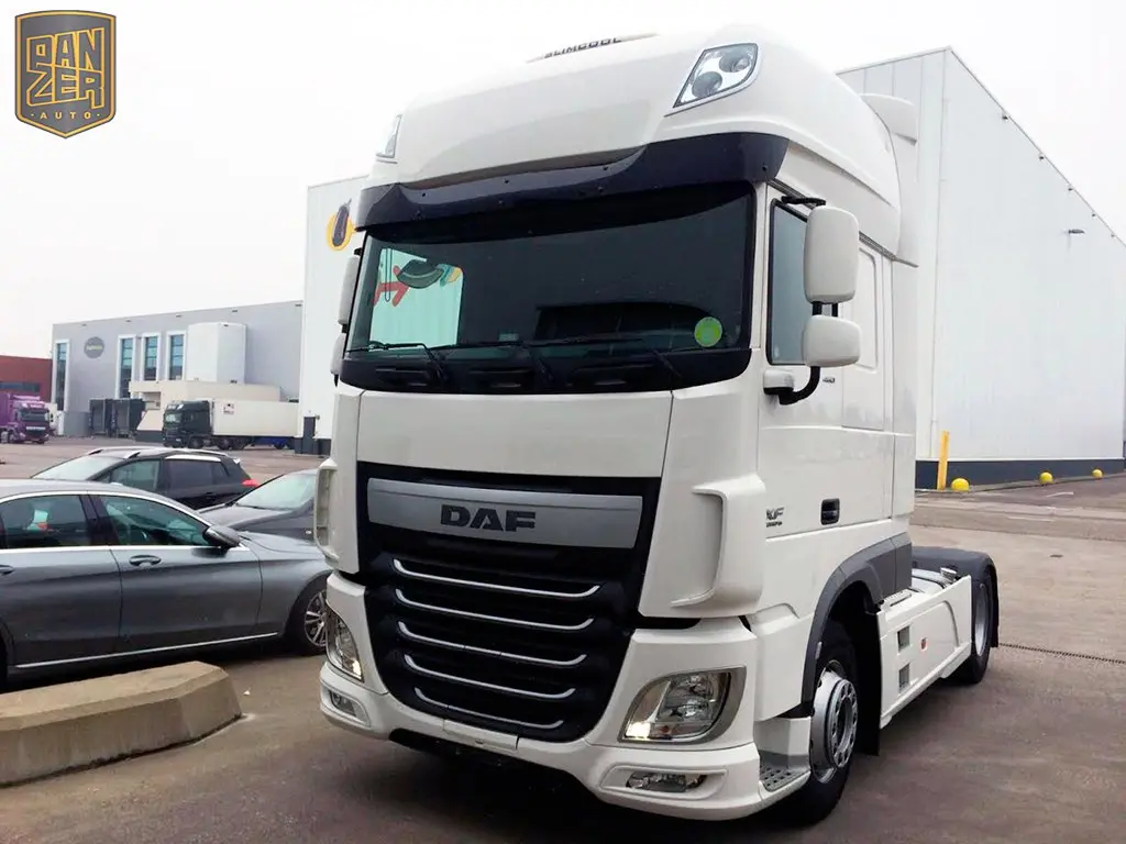 Тягач DAF XF 106.460, 2014 год, Super Space Cab, без пробега по РФ - фото-детальных